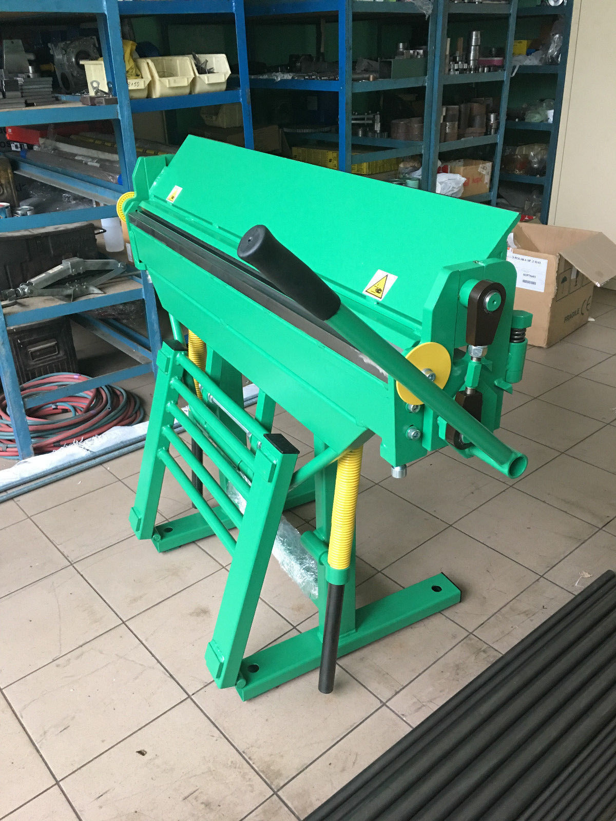 Mașină de îndoit tablă RG-C 125.2