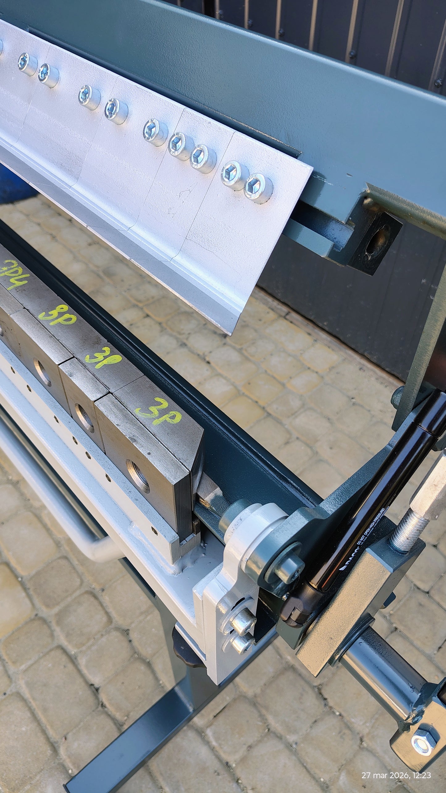 Sheet Metal Box&Pan / Segment Bending Machine RBP-125